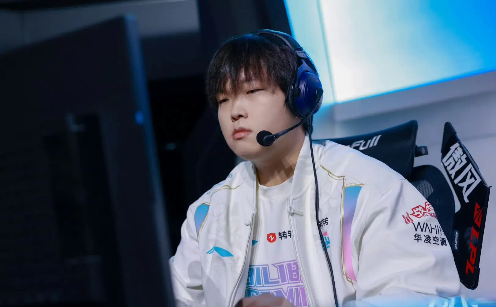 及Wei 及Wei